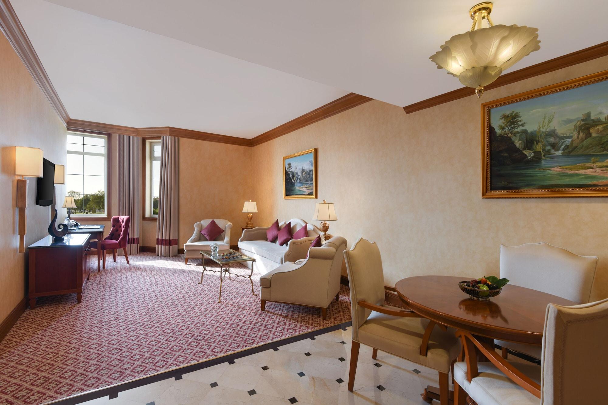 Al Aziziyah Boutique Hotel 5*